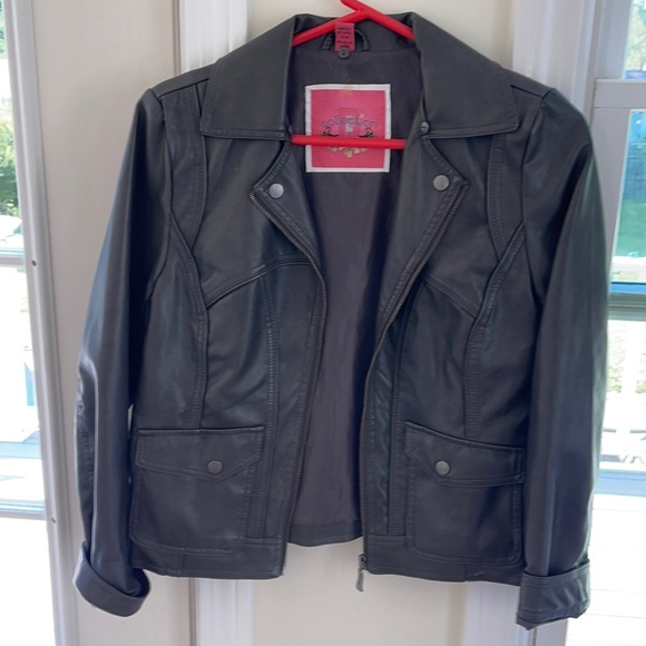 Leather jacket - Picture 1 of 2